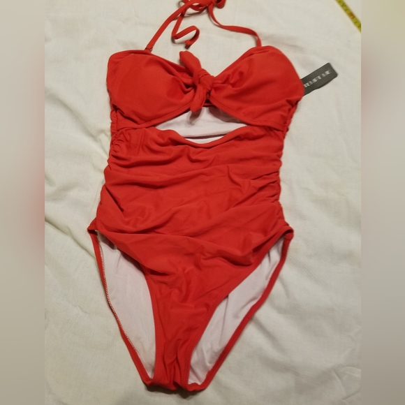 NWT red racy rauched swimsuit slimming - Picture 2 of 7